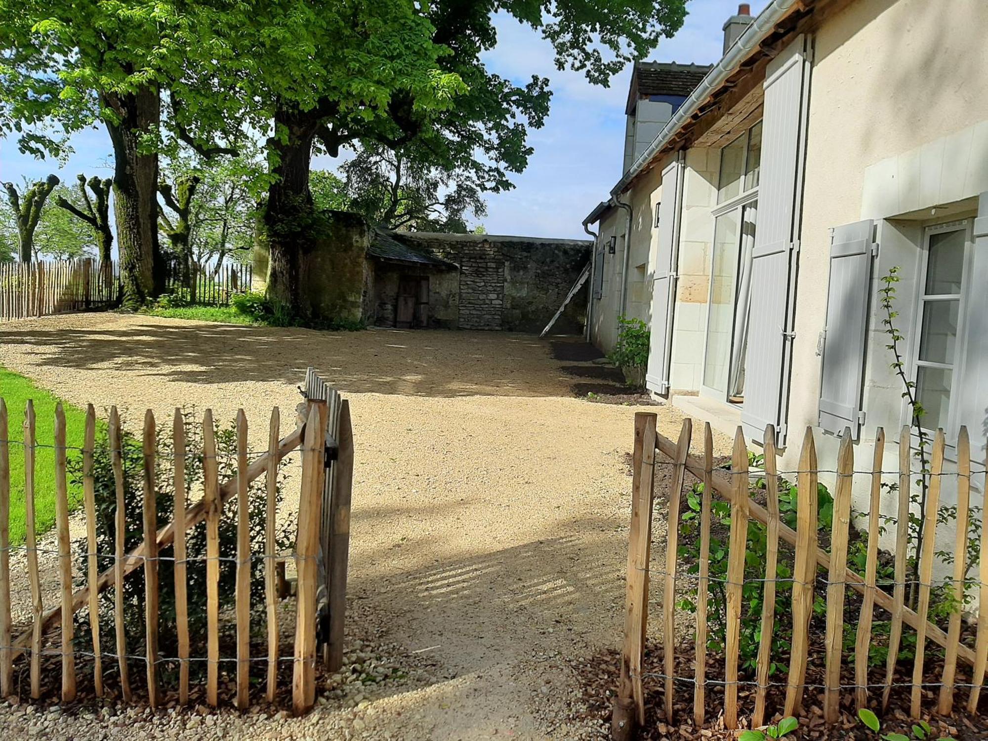 Le Puits Renaissance - Gites De Caractere Et Piscine Chauffee Chambourg-sur-Indre Esterno foto