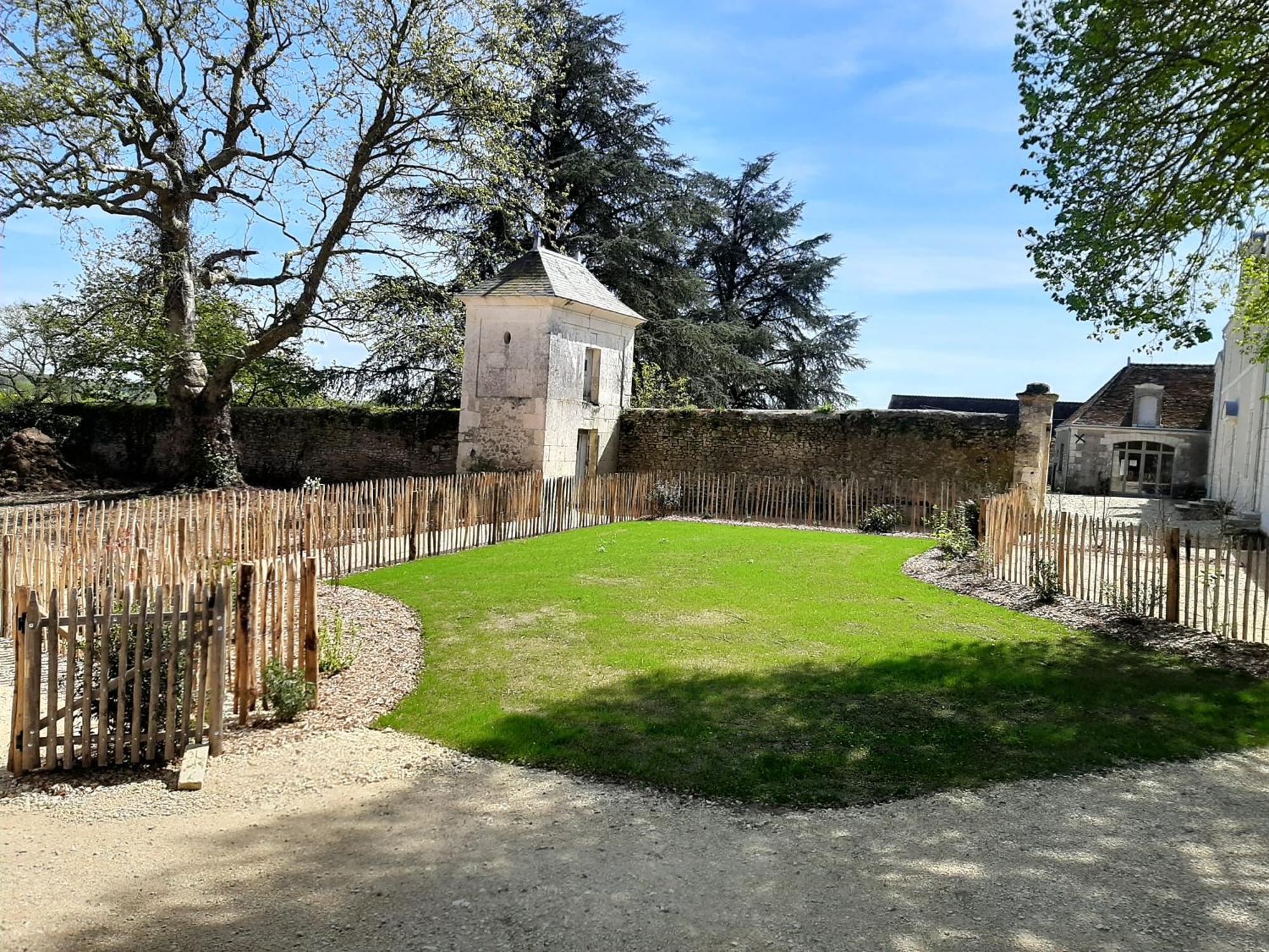 Le Puits Renaissance - Gites De Caractere Et Piscine Chauffee Chambourg-sur-Indre Esterno foto